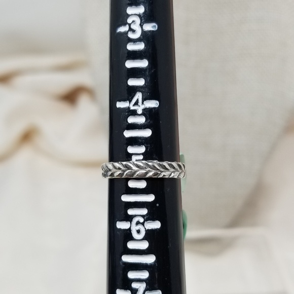 Artisan Crafted  Moonstone Sterling silver ring. - Picture 7 of 7